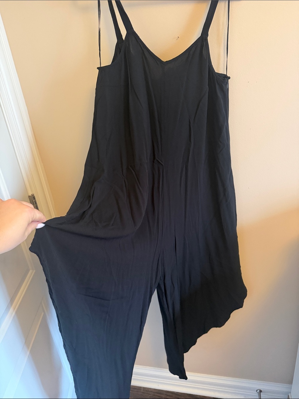Vince Camuto Black Spaghetti-Strap Wide-Leg Jumpsuit